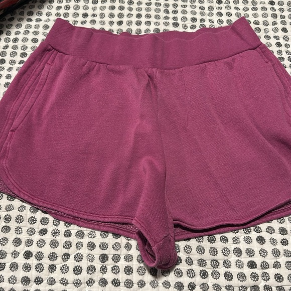 Victoria secret - Picture 1 of 8